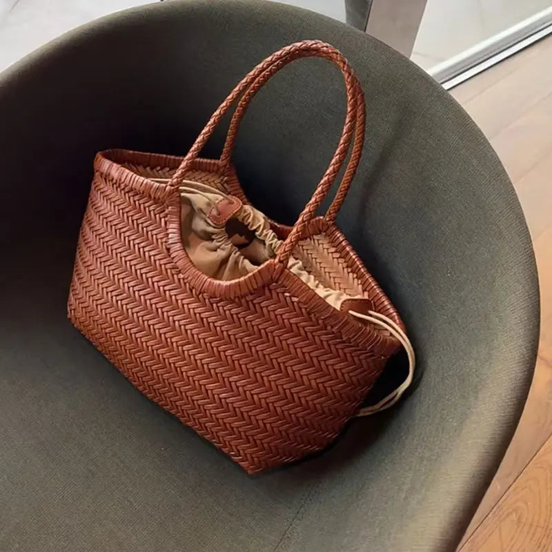 Women Straw 2in1 Woven Bag Fashion Plush Wings Armpit Bag Large Capacity Dumpling Straw Shoulder Bag For Summer Beach Bucket Bag