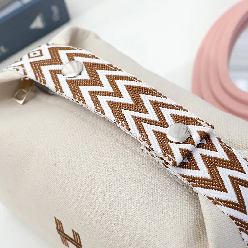 Portable Travel Cosmetic Bag Large Capacity Handheld Toiletry Bag Luxury Canvas Foldable Storage Bag for Makeup And Travel