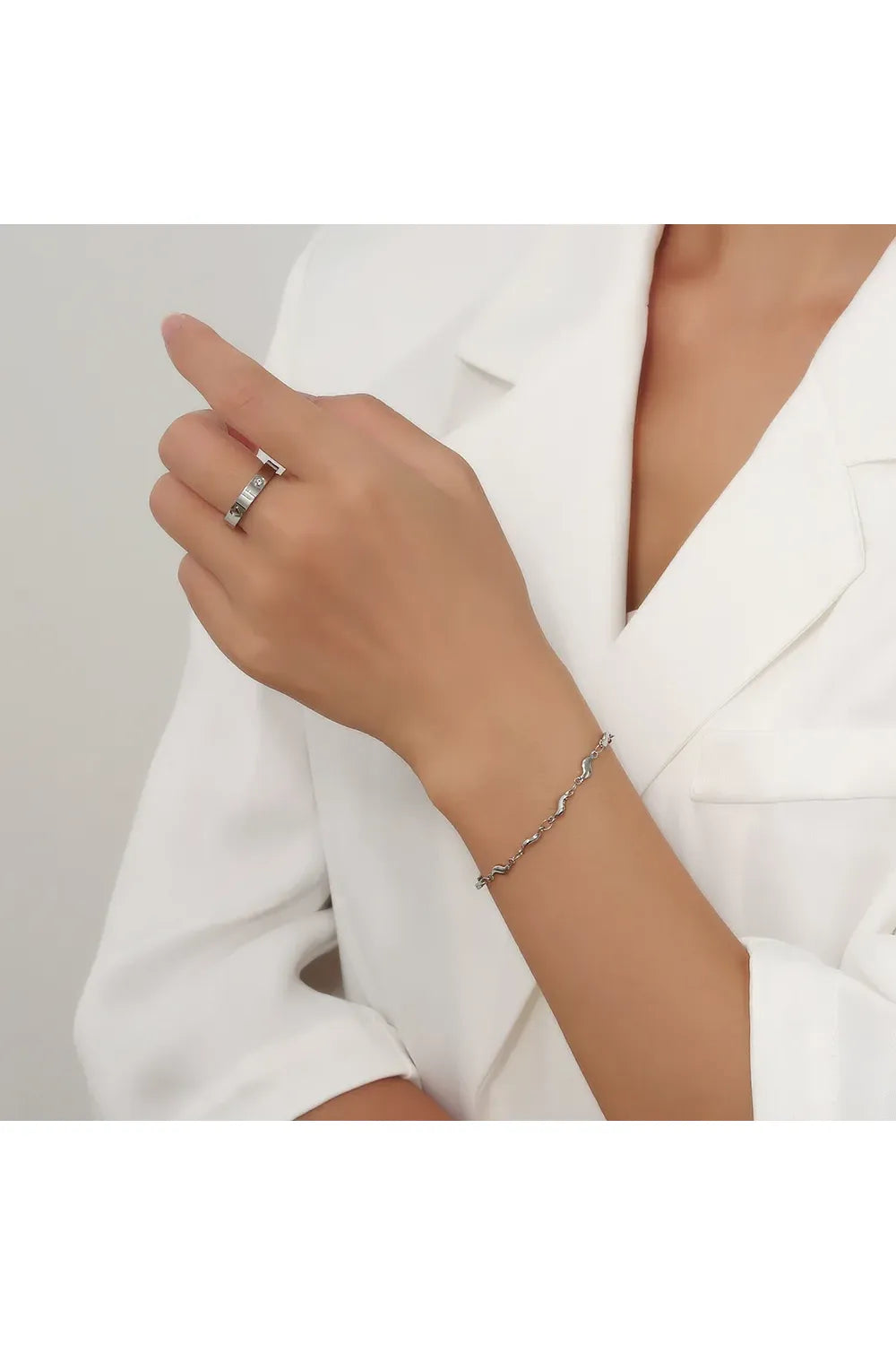 Herzring mit Zirkonia – Eleganter Edelstahlring für Frauen
