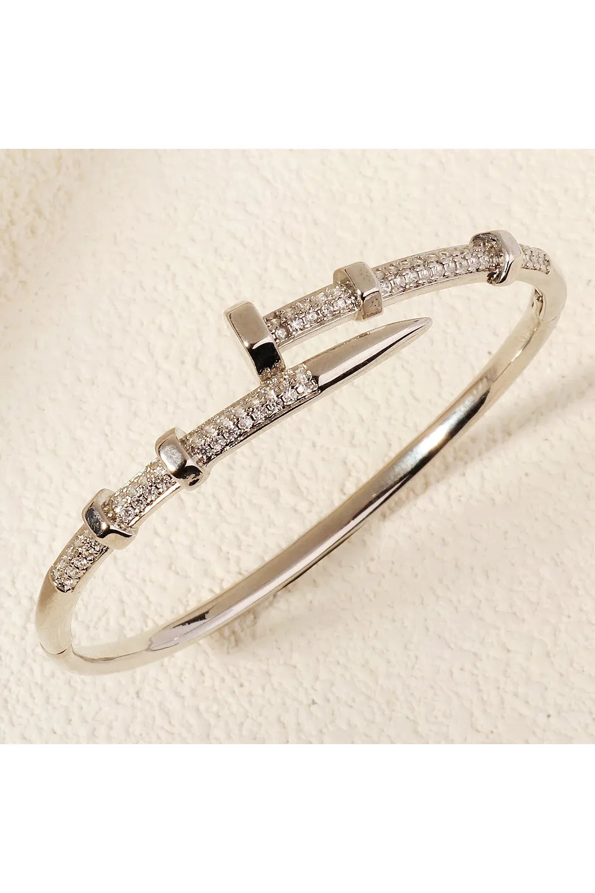 Zirkon Armreif – Eleganter offener Damen-Armreif