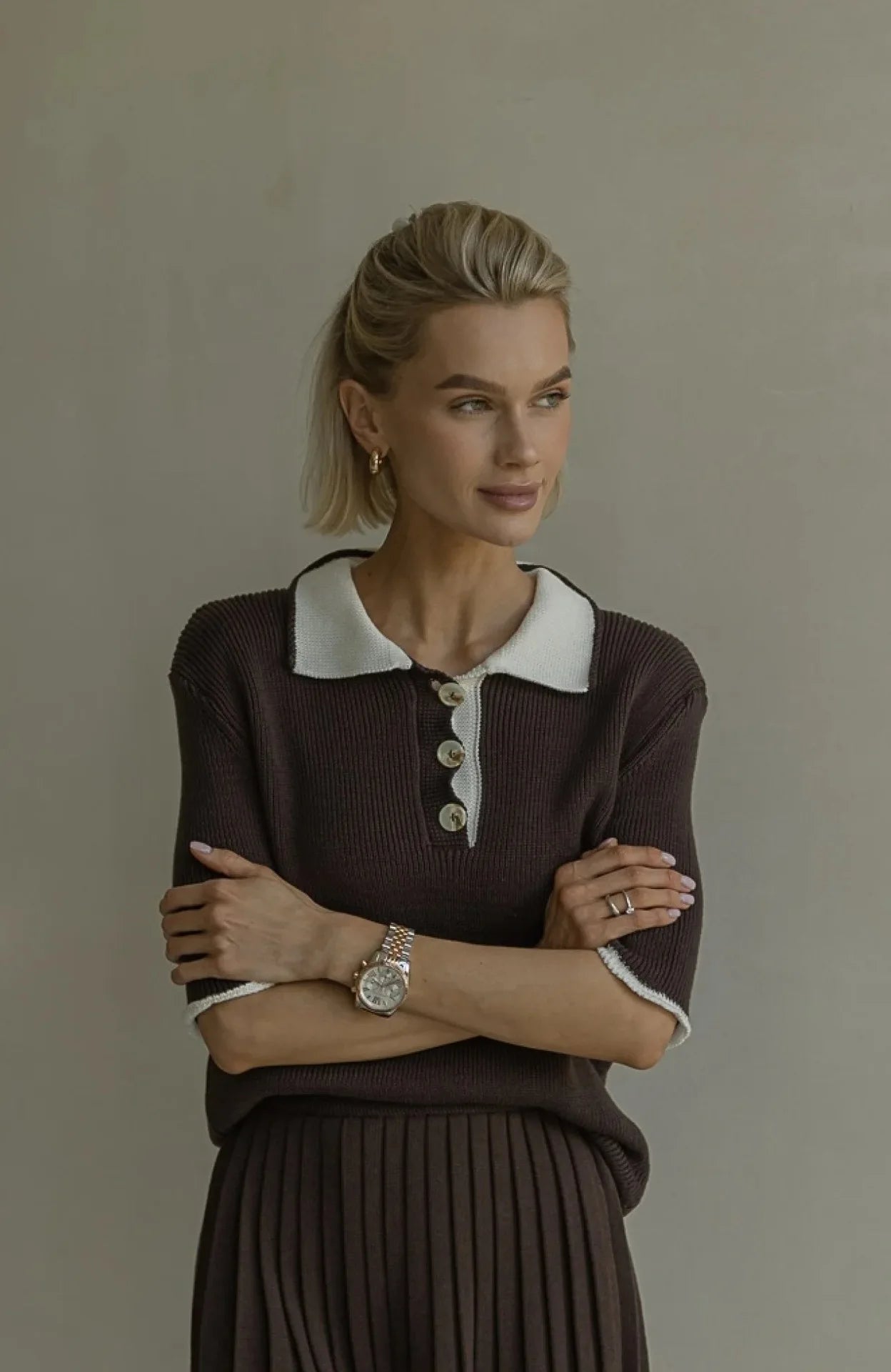 Lässiges Strick-Set mit einfarbigem Pullover und kurzem Rock für Damen, Frühling/Herbst, bequemer Street-Style, Polyester-Gewebe