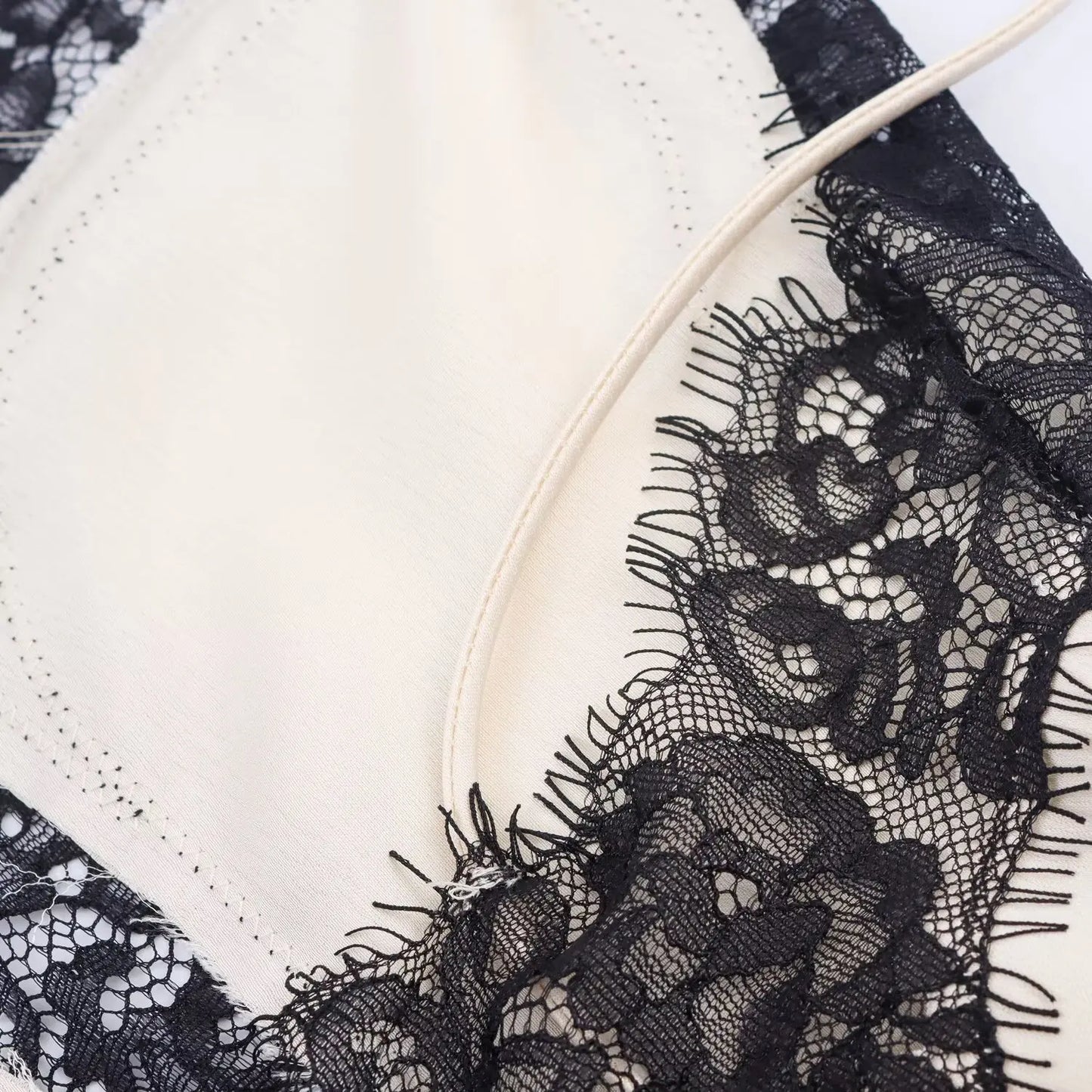 Women Fashion Sexy V-Neck Lace Elegant Halter Dress Asymmetric Hem Dress 2026 Summer New Fashion Holiday Party Beach Dresses
