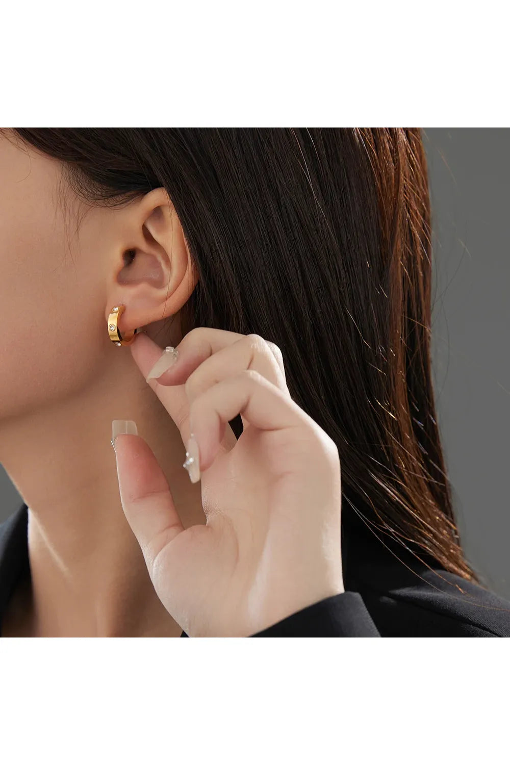 Zirkon Love Ohrringe – 18K Weißgold-Farbe