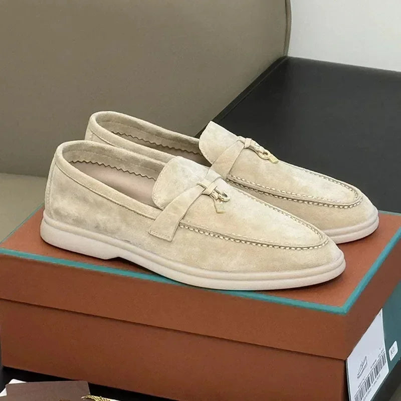 Klassische britische flache Schuhe mit Fransen und Metallschnalle 2024 – Freizeitschuhe für Paare in europäischer Exportqualität
