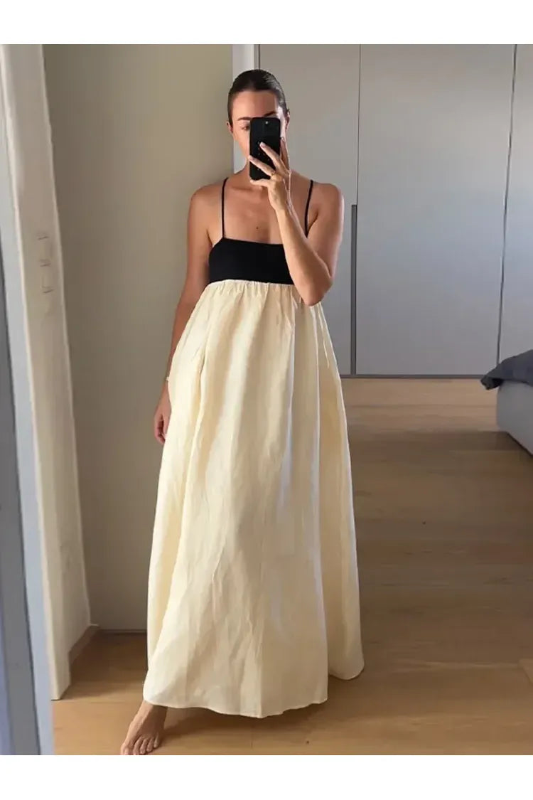 Besellics Noir Écru Maxi Dress