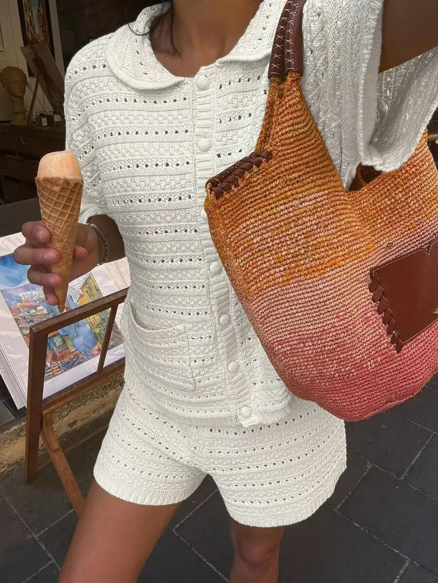 Sommer-Strickanzug für Damen, zweiteilig, mit Aussparungen, kurzärmelig, einreihig, Oberteil und Shorts, Strandurlaub