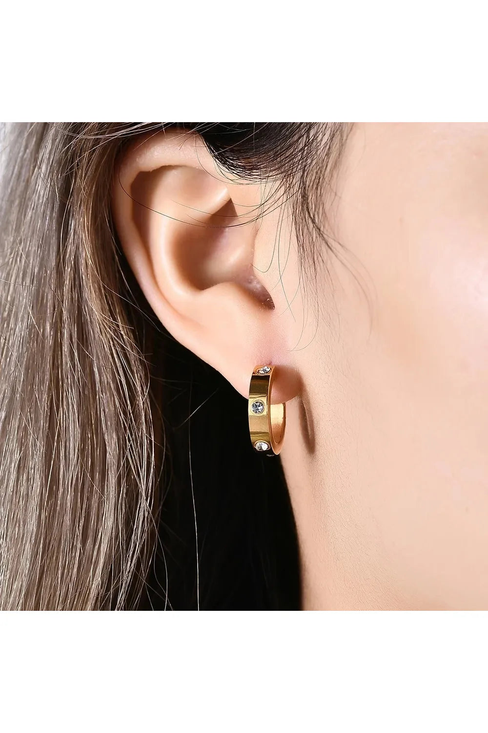 Zirkon Love Ohrringe – 18K Weißgold-Farbe