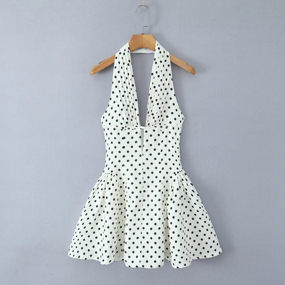 YENKYE Französisch Stil Retro Polka Dot Tiefem V Halter Kleid Frauen Sexy Backless A-linie Schlank Süße Elegante Mini Kleider Sommer Robe