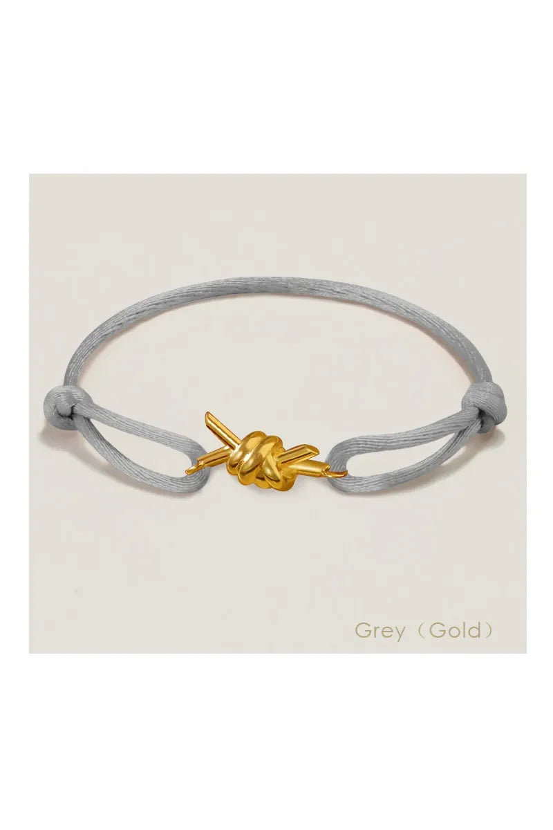 Knot Charm Armband – Glücksarmband