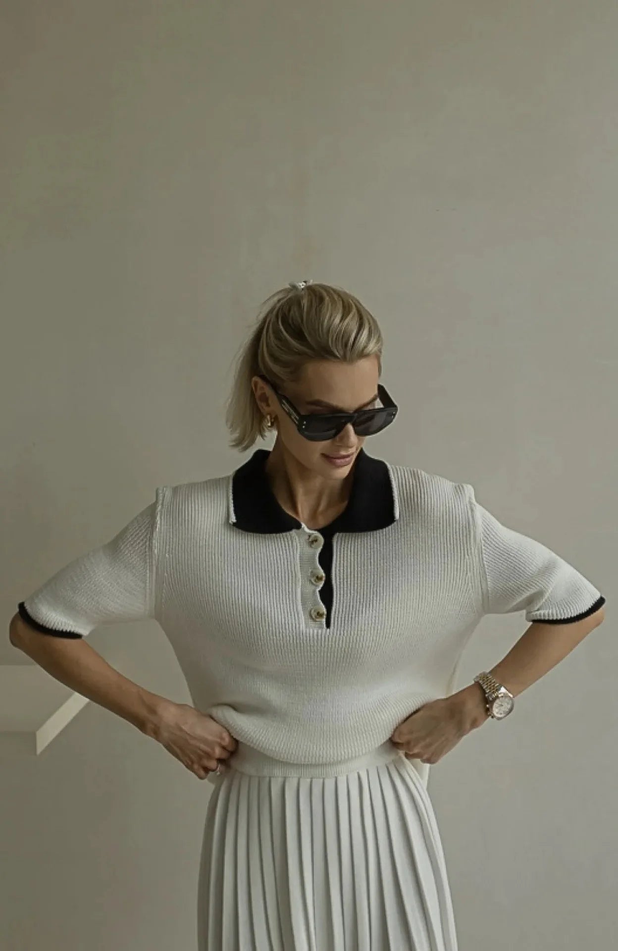 Lässiges Strick-Set mit einfarbigem Pullover und kurzem Rock für Damen, Frühling/Herbst, bequemer Street-Style, Polyester-Gewebe