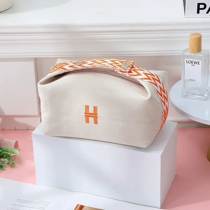 Portable Travel Cosmetic Bag Large Capacity Handheld Toiletry Bag Luxury Canvas Foldable Storage Bag for Makeup And Travel