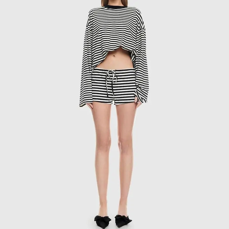 Combhasaki 2-teiliges gestreiftes Loungewear-Outfit-Set für Damen, langärmelig, Rundhalsausschnitt, lockeres Pullover-Shirt + Shorts mit Kordelzug, Trainingsanzüge