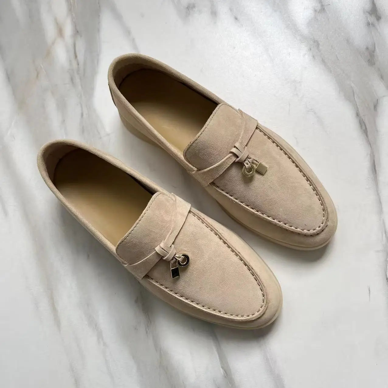Klassische High-Top LP Loafer mit weicher Sohle, Slip-On-Schuhe, Metallschnalle, Quastendetails, lässige runde Zehenpartie, Leder-Flats