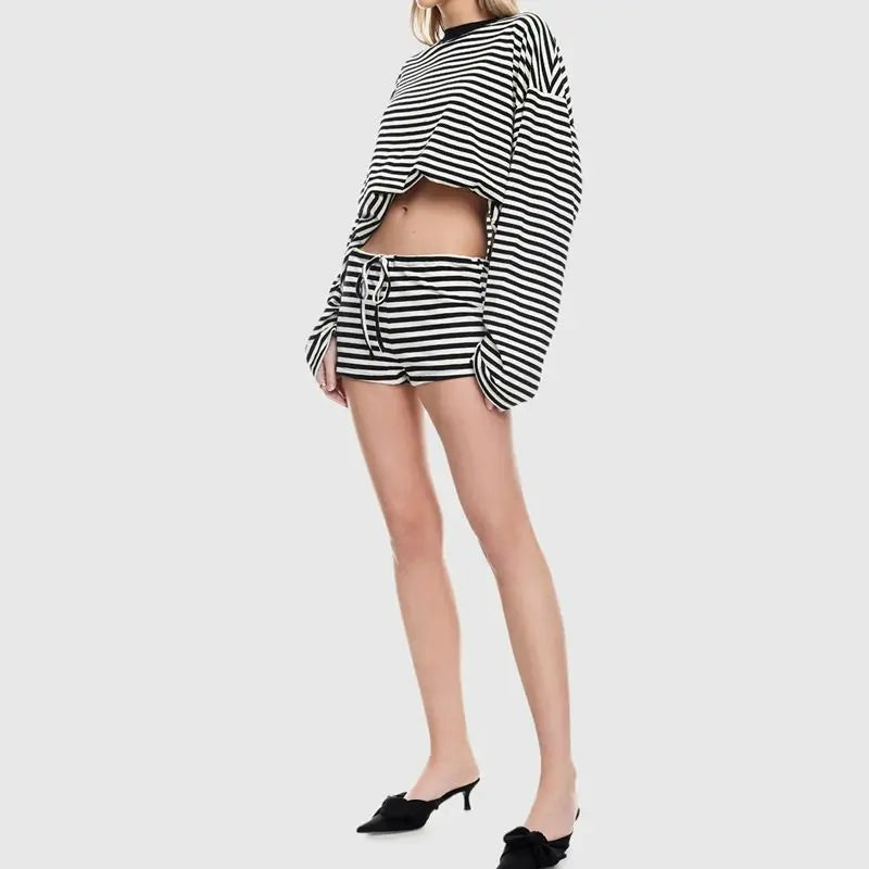 Combhasaki 2-teiliges gestreiftes Loungewear-Outfit-Set für Damen, langärmelig, Rundhalsausschnitt, lockeres Pullover-Shirt + Shorts mit Kordelzug, Trainingsanzüge