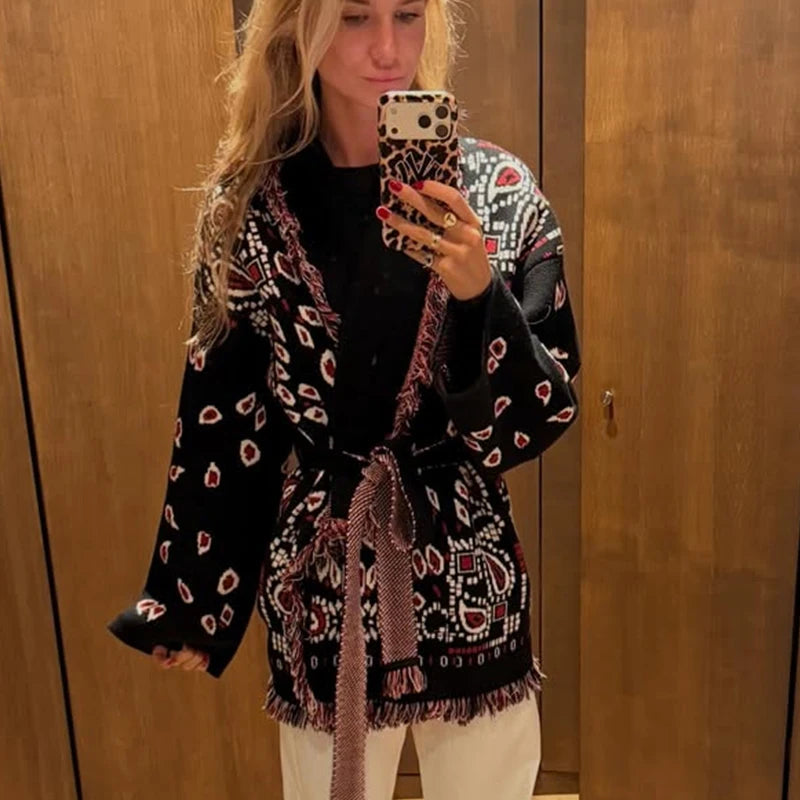 2026 frühling Quaste Gestrickte Jacquard frauen Strickjacken Lose Patchwork V-ausschnitt Langarm Dicke Warme Pullover Dame Neue Strickwaren
