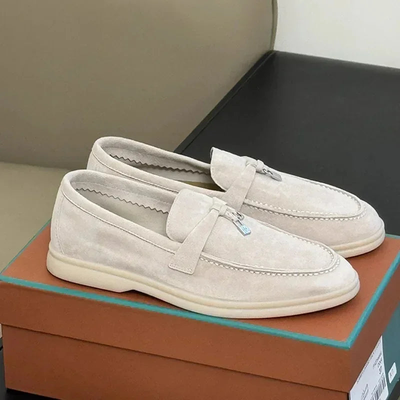 Klassische britische flache Schuhe mit Fransen und Metallschnalle 2024 – Freizeitschuhe für Paare in europäischer Exportqualität