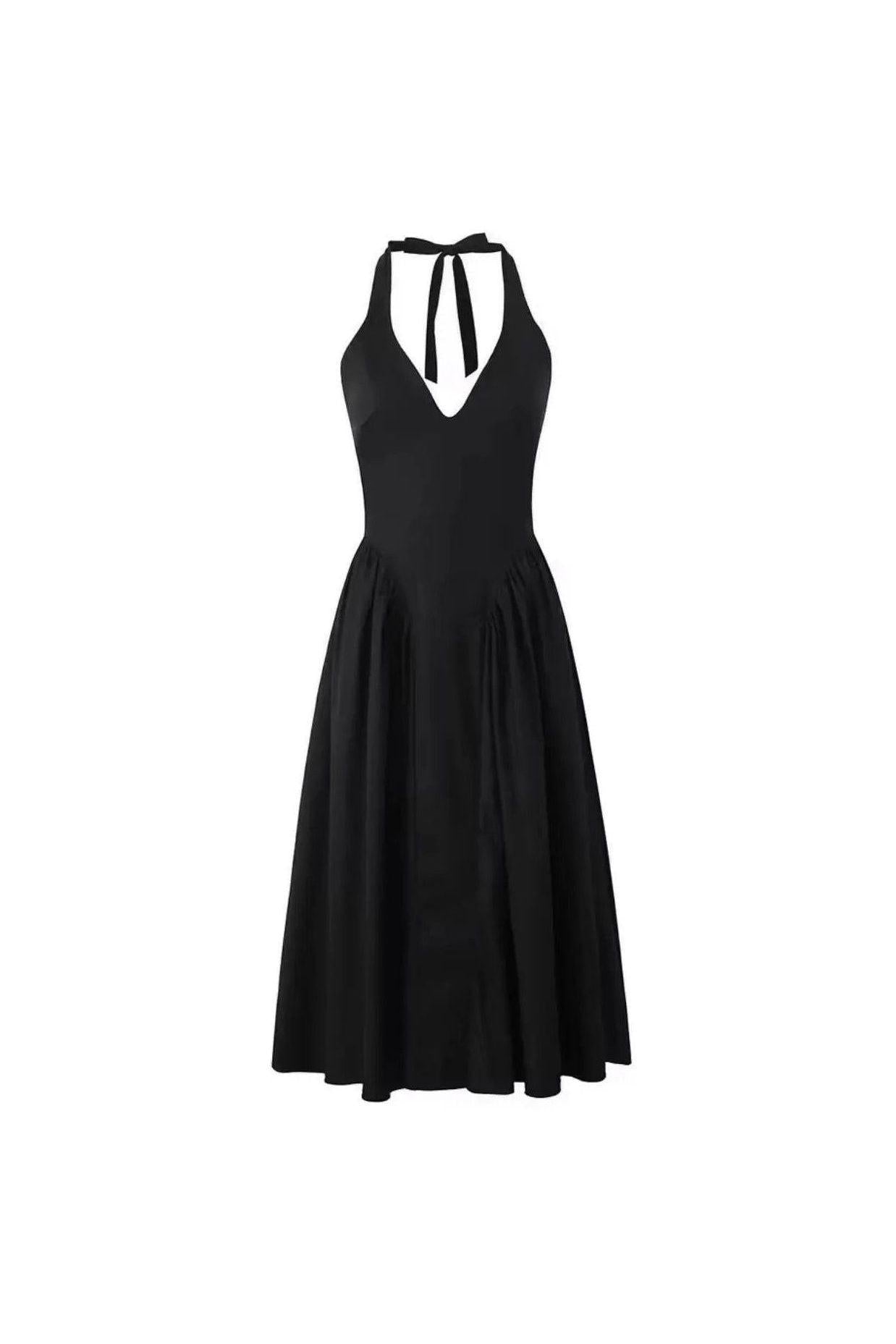 Evelyn Dress – Eleganz trifft Leichtigkeit.