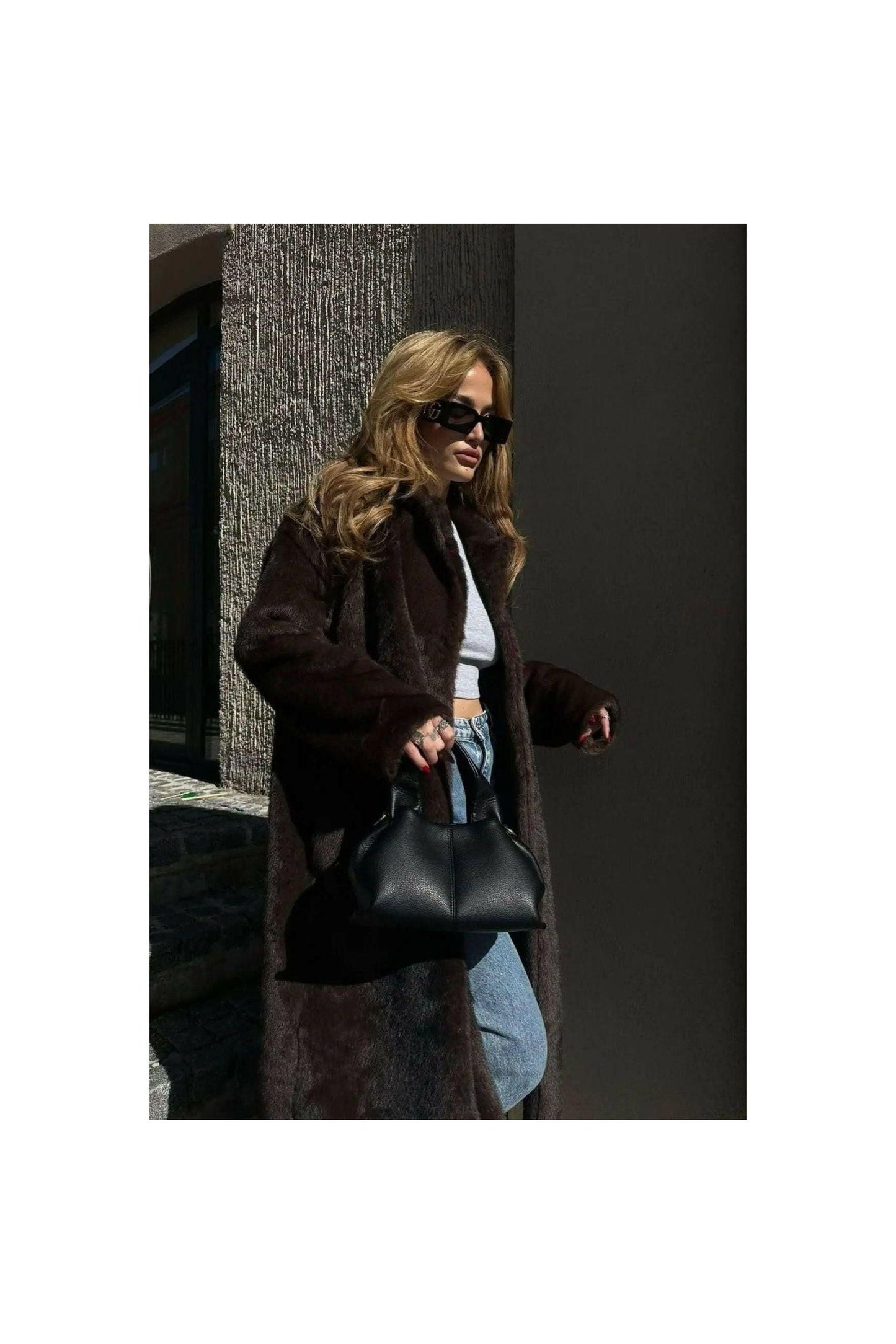 ROYAL LUXE – Kunstpelzmantel für Damen.