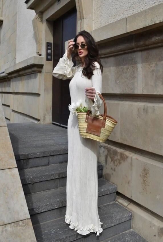 Sophia: Classic Elegance and Chic Style for Every Moment - Besellics