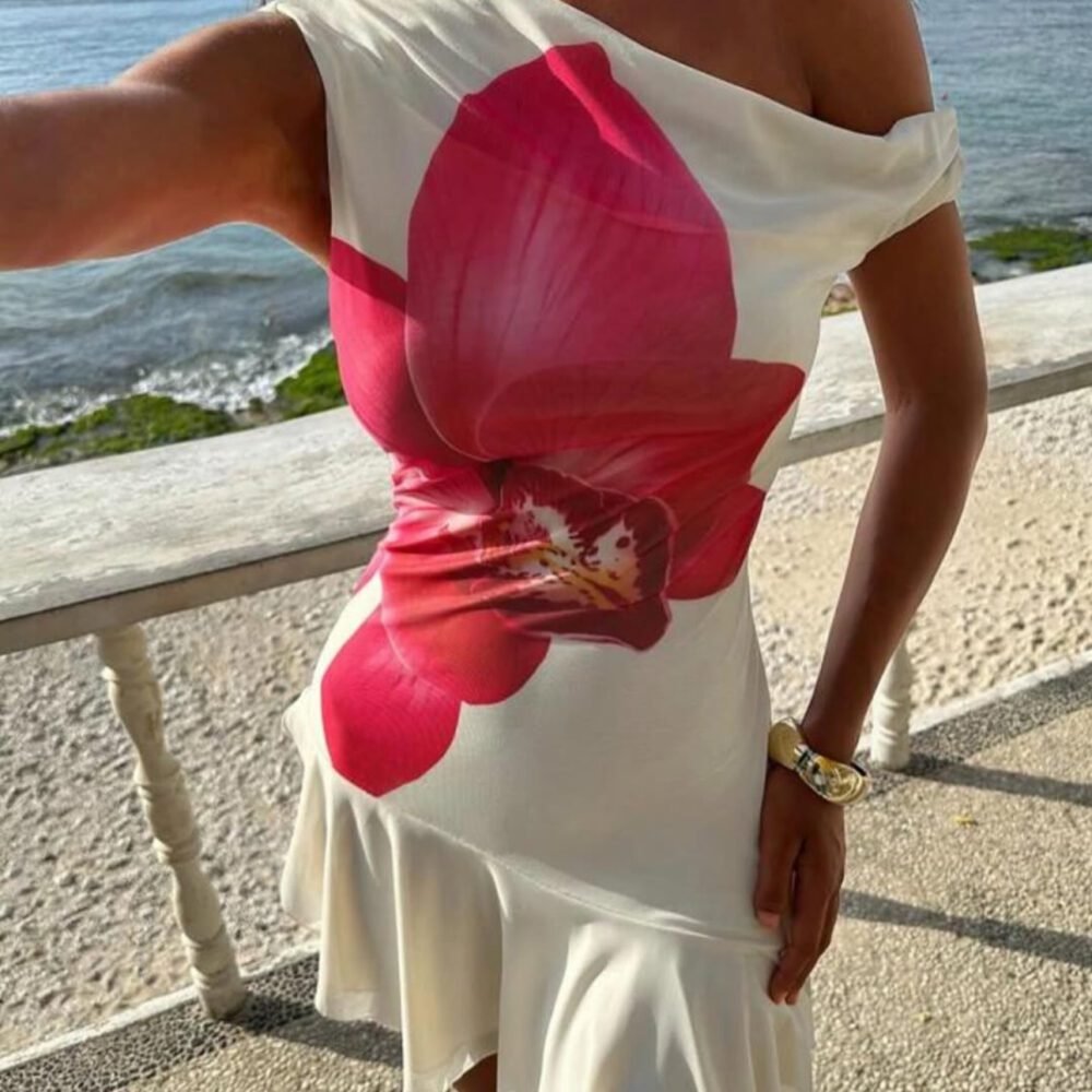 Asymmetrisches One-Shoulder-Kleid