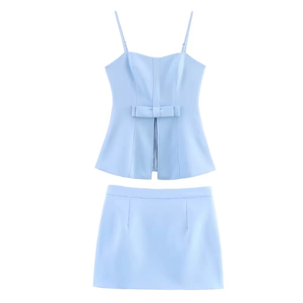 Blue Belle – 2-teiliges Sommer-Set aus Top & Minirock in Babyblau