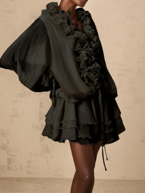 Elegantes Rüschenkleid aus Seidenmischung – Bild 3