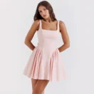 Rückenfreies Sommerkleid mit Schleife – A-Linien Minikleid in Cremeweiß