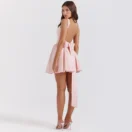 Rückenfreies Sommerkleid mit Schleife – A-Linien Minikleid in Cremeweiß