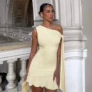 Asymmetrisches Kleid „Elegant Charm“ – Cremeweiß