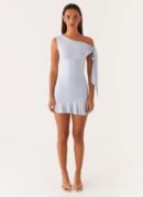 Asymmetrisches Kleid „Elegant Charm“ – Cremeweiß