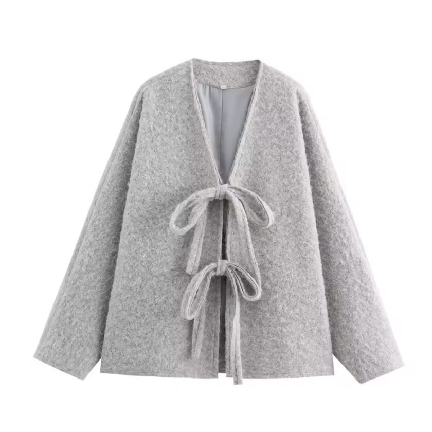 Damen Strickjacke aus Woll-Mix mit Schleifenverschluss